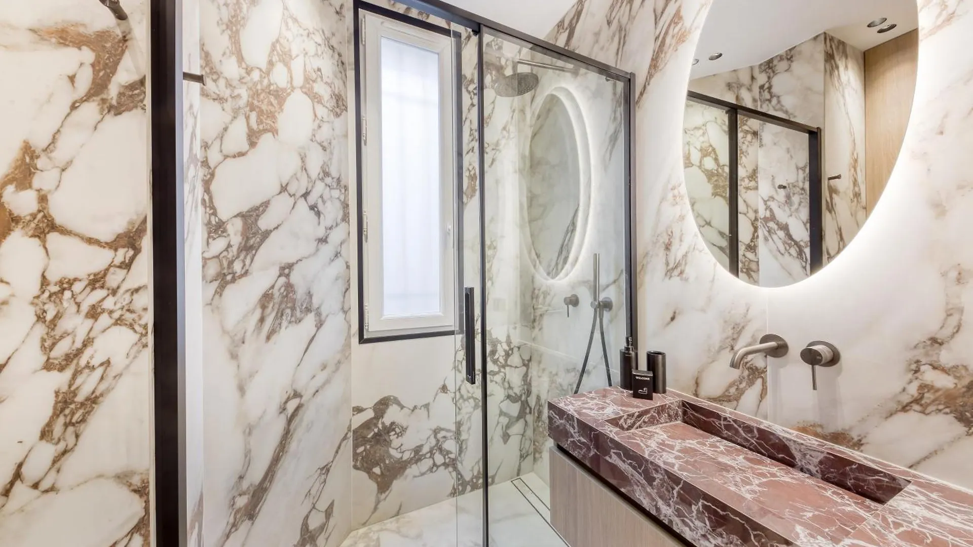 Prestige L 3Ch L 2Sdb L Clim L Louvre Apartment Paris