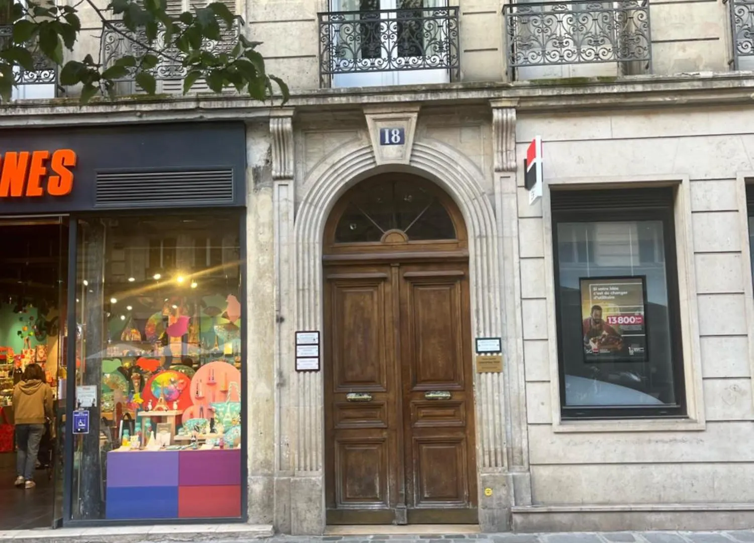 Prestige L 3Ch L 2Sdb L Clim L Louvre Apartment Paris France